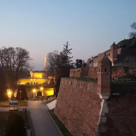 아파트 Luxury Square 2214 베오그라드