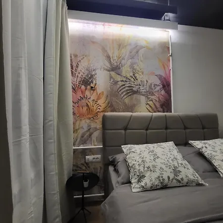 Luxury Square 2214 아파트 *