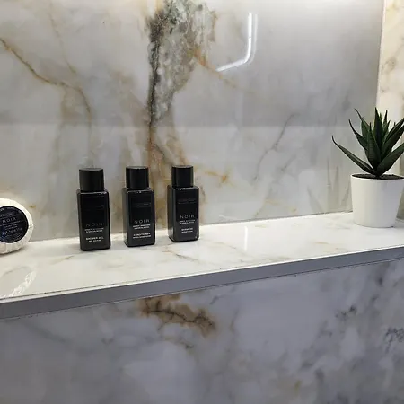 Апартаменты Luxury Square 2214 *