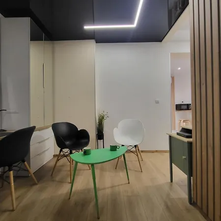 Luxury Square 2214 Апартаменты